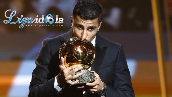 Rodri Ungkap Kunci Kesuksesannya Kalahkan Vinicius Junior di Ballon d'Or 2024