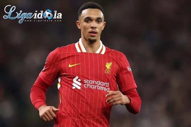 Trent Alexander-Arnold: Si Bocah Liverpool Itu Kini Dilirik Real Madrid